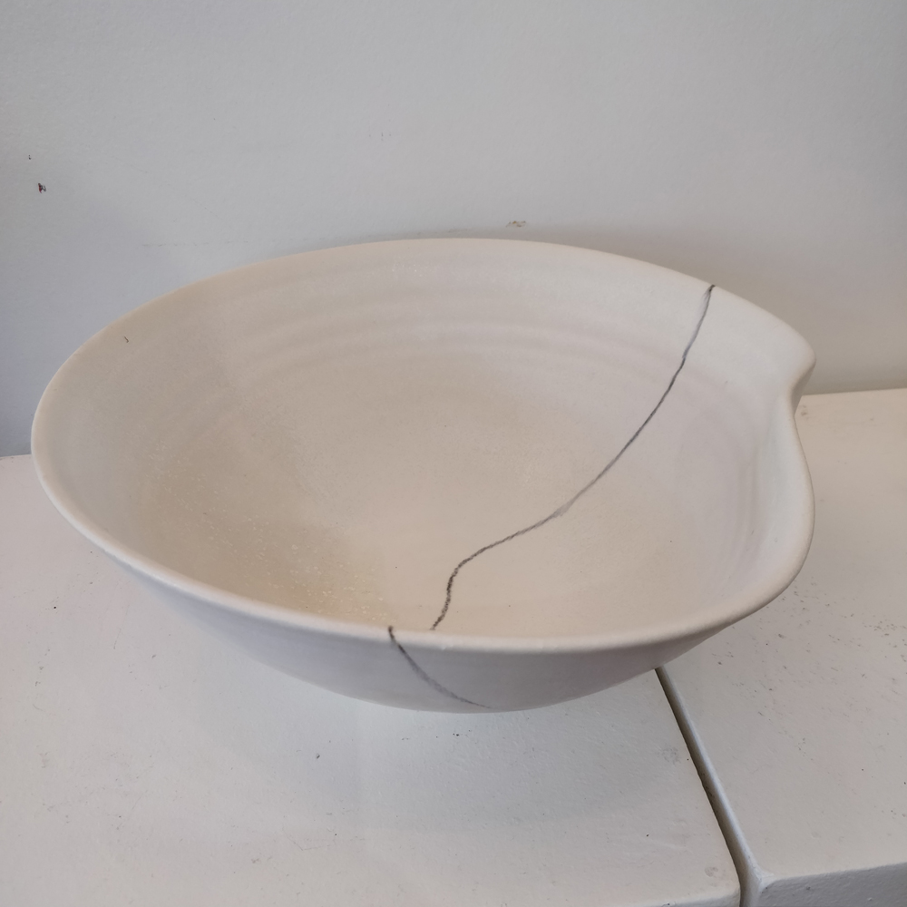 Large white body bowl with line.